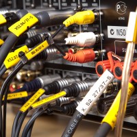 PP+09000SN4 - Профіль-вкладиш 9,0 мм для маркерів типу РМ та РТМ, жовтого кольору (17 м.)