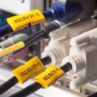 PF-10021KT49 - Перфорований аркуш формату А4 типу PF з жовто-білими бірками розміром 10х21 мм (594 шт/аркуш)