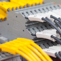 PA+02042PN4 - Маркувальна бірка типу РА+02 (0,2 - 1,5 мм2), жовтого кольору, L=42 мм (600 шт/пак)